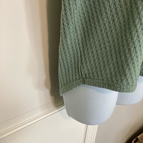 Green Knit Hoodie Sweater - Picture 3 of 5